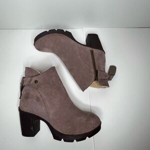 Women's Bearpaw Shearling Taupe Ankle Boots